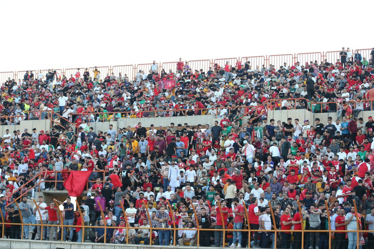 سرود قهرمانی در قزوین شنیده شد؛ حواشی دیدار شمس آذر - پرسپولیس