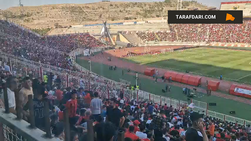 جو ورزشگاه یادگار امام