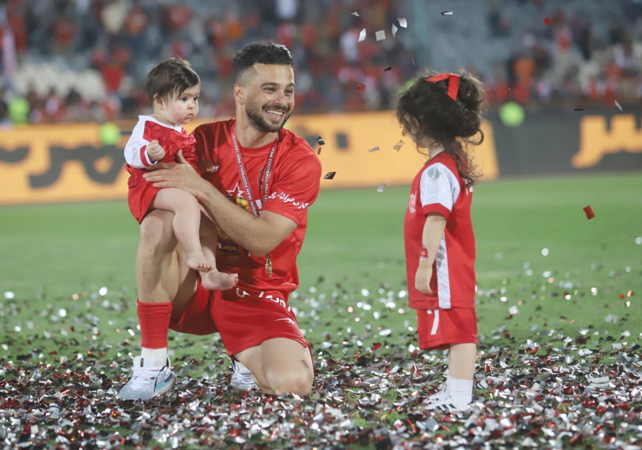 پرسپولیس قهرمان شد