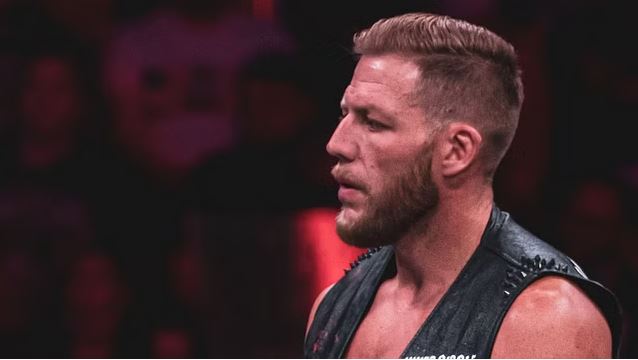 جک سواگر قهرمان سابق سنگین وزن WWE است