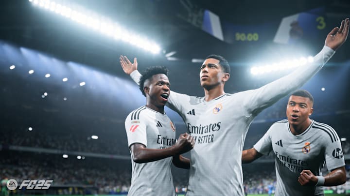 جود بلینگام و بازیکنان رئال مادرید - بازی EA Sports FC 25