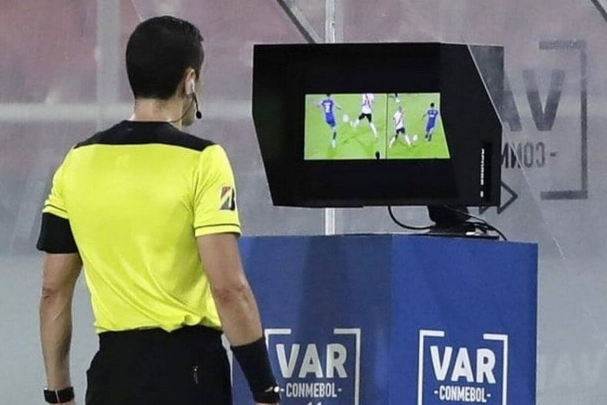 VAR